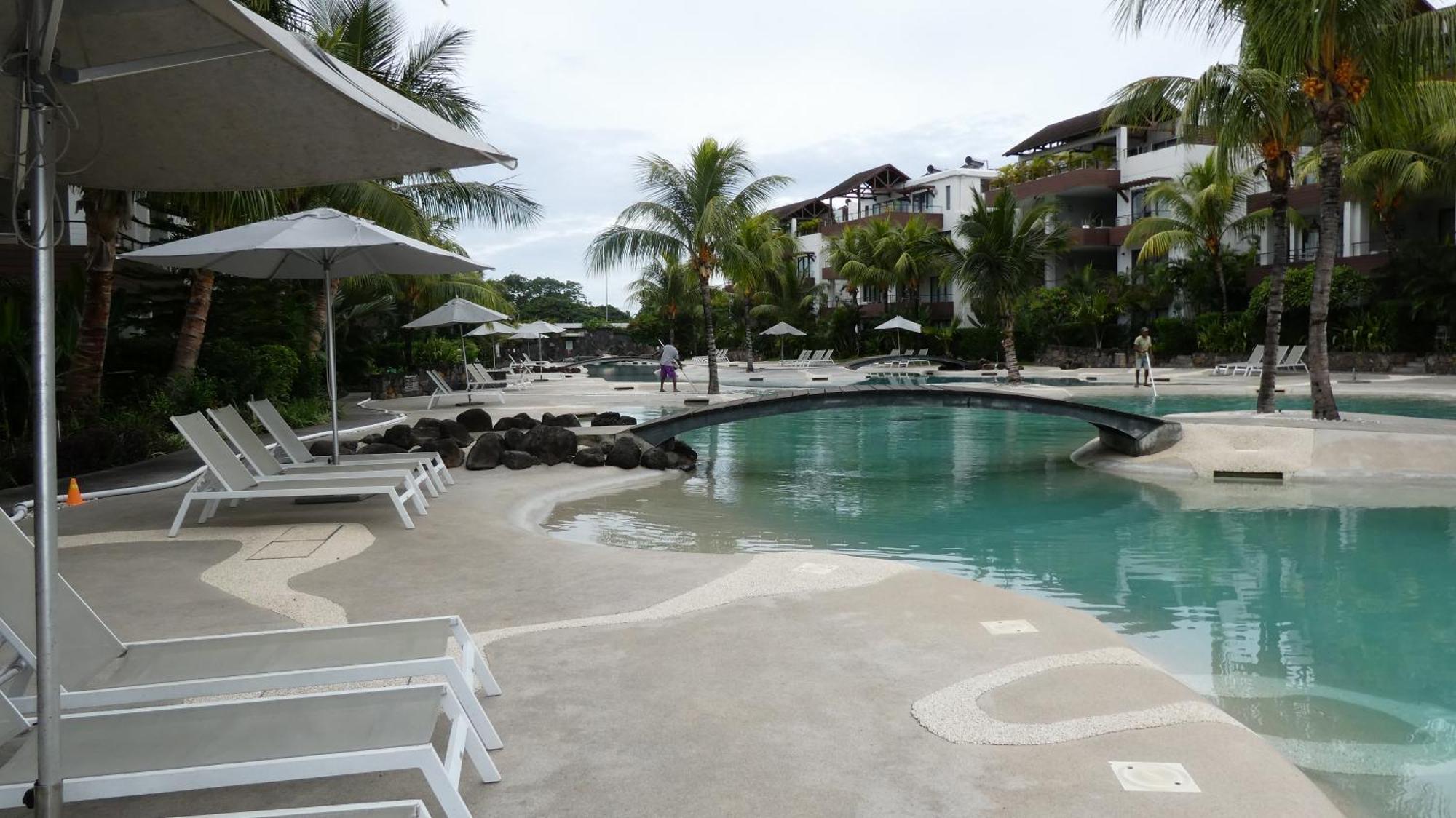 Appartement Le Dauphin Du Lagon Bleu - Plages De Mont Choisy Et De Trou Aux Biches Grand Baie Exterior foto